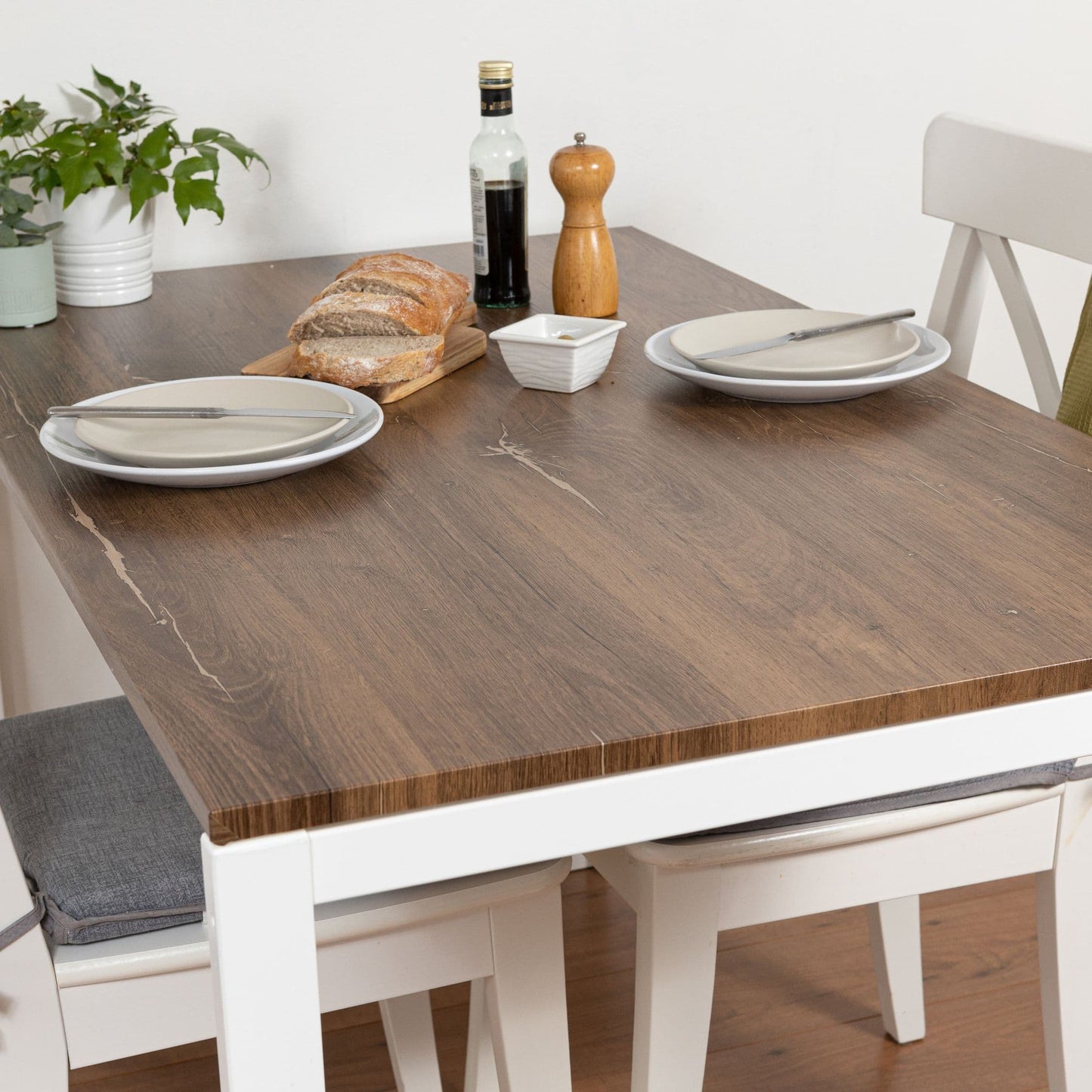 Flagstaff Oak Wood Sticky Back Vinyl Self-Adhesive Woodgrain for Furniture & Surfaces