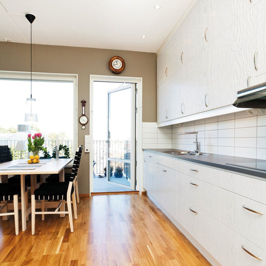 Whitewood Gloss Sticky Back Vinyl Self-Adhesive Woodgrain for Furniture & Surfaces