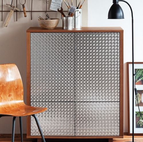 45cm wide Embossed Gloss Chequer Plate Silver Sticky Vinyl (210-0010) Available in 1m to 10m long
